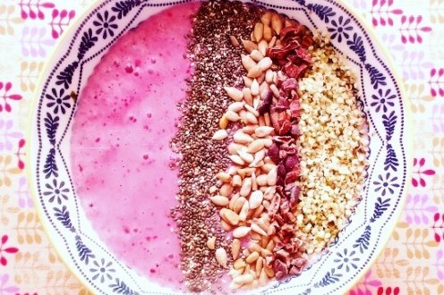 Raspberry Smoothie Bowl Recipe